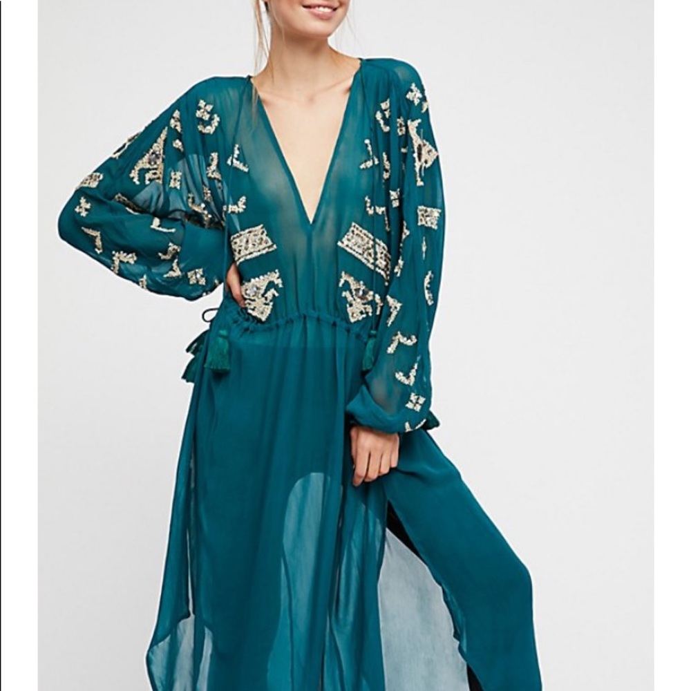 Dress - Picture 12 of 13